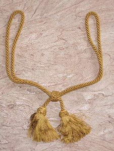 King Arthur Trim Double Tassel: Product Number  BDH 22050