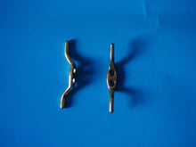 Load image into Gallery viewer, Metal Cord Cleat: Product Number 941