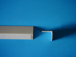 2 Meter Plastic Valance Molding Stick: Product Number 945