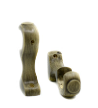 Load image into Gallery viewer, 3 1/2&quot; Projection Wood Euro Bracket: Product Number 613A