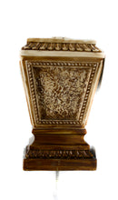 Load image into Gallery viewer, Lantern Finial: Product Number 641