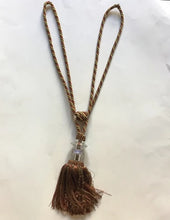 Load image into Gallery viewer, King Arthur Trim Tie Back BDH 4060