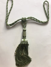 Load image into Gallery viewer, 36 &quot; Spread Tie Back: Product Number 4061